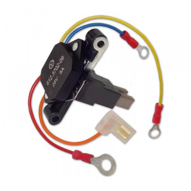 Реле регулятор напряжения КАМАЗ в сб. ЩУ 28,4В 5А ЭНЕРГОМАШ (4 провода)  для а/м Икарус, ЛиАЗ 5256 грузавые а/м (аналог 7941.3702В5, ЩР7) генератор 23.3771, 2330.3771, 2340.3771, 2350.3771, 3252.3771,4004.3771.